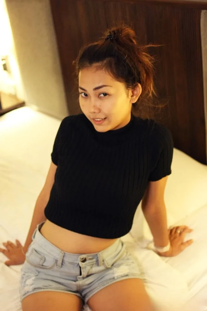 Cover image: Làm Chủ BDSM Cùng Nữ Thần Tóc Vàng Cover image: Làm Chủ BDSM Cùng Nữ Thần Tóc Vàng